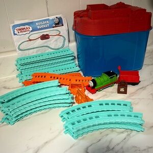 Thomas & Friends Builder Bucket Playset with Percy Train and tracks